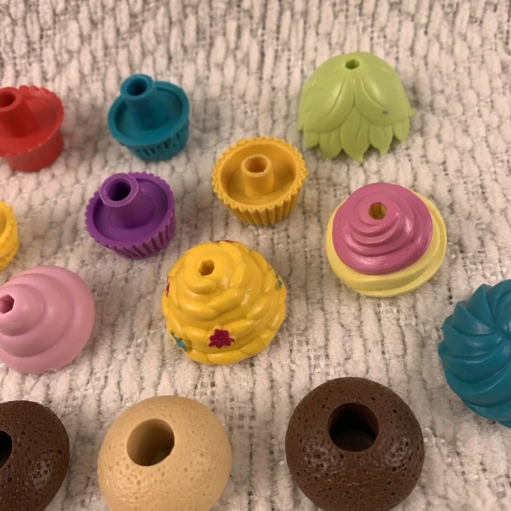 Lot of 28 Disney Princess Enchanted Cup Cake Party‎ Game Recipe Pieces Parts EUC